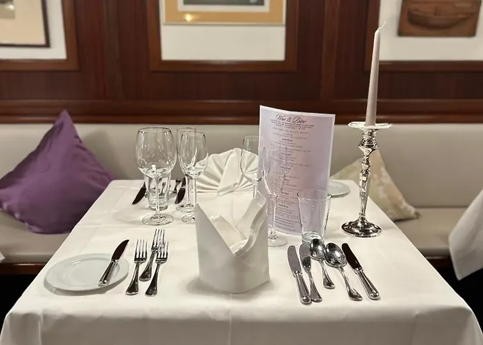 فندق Hotel-restaurant Steuermann كارلسروه